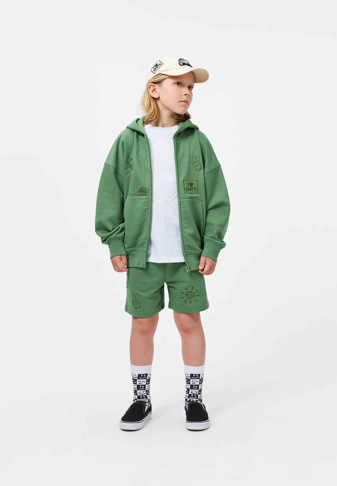 Amil groovy green