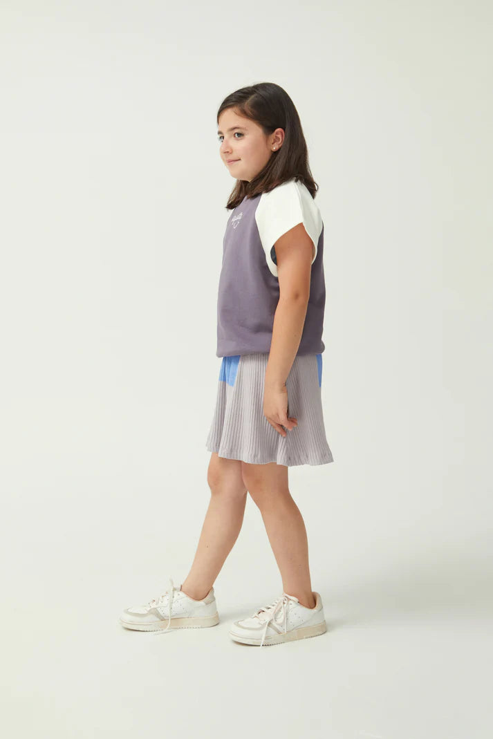 Smiles Vest - Black Plum